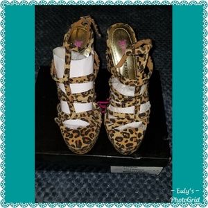 NIB Ladies sz 6, JustFab Katlynn Leopard heels